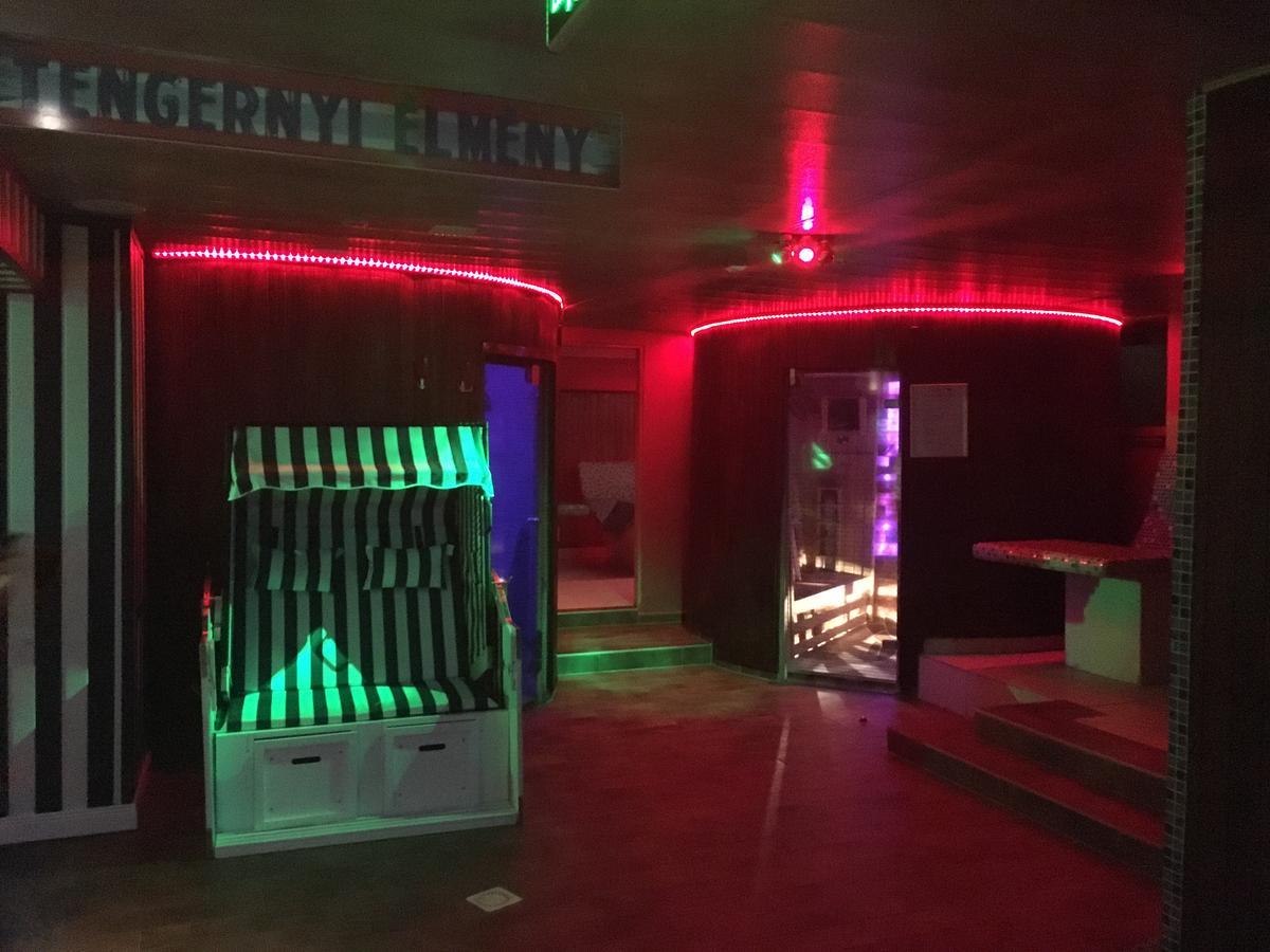 塞尔玛酒店 Dunajská Streda 外观 照片